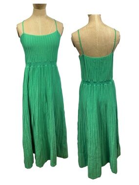 Runway Scout Alexa Dress Green LG Ribbed Knit Midi LG Sleeveless Minimalist Chic